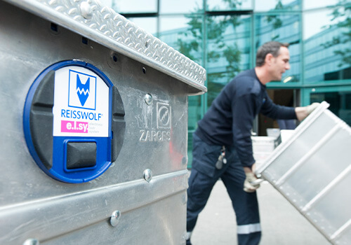 reisswolf-kacheln-unterseiten-din-norm-500×350-1